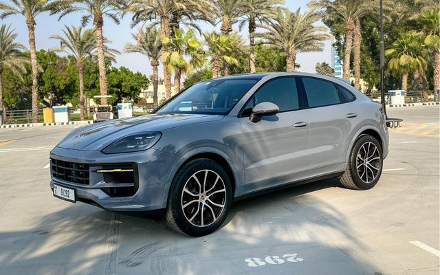 Porsche Cayenne Coupe - image 1