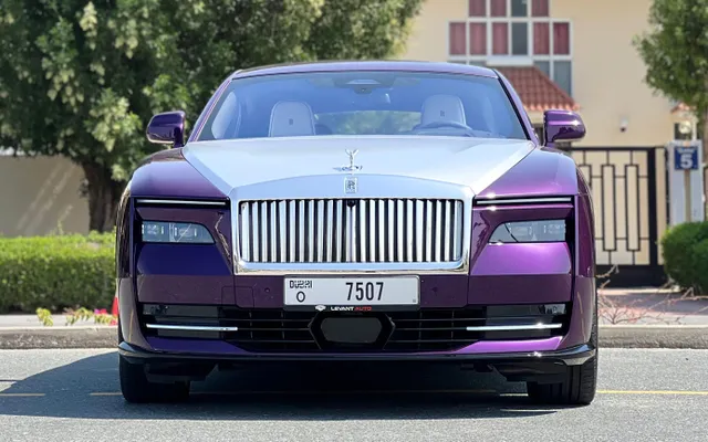 ROLLS ROYCE SPECTRE - image 2
