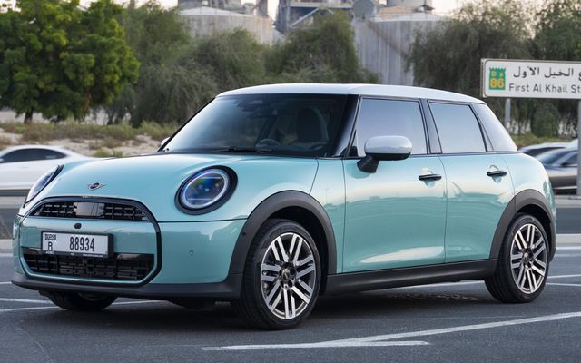 Mini Cooper - image 1