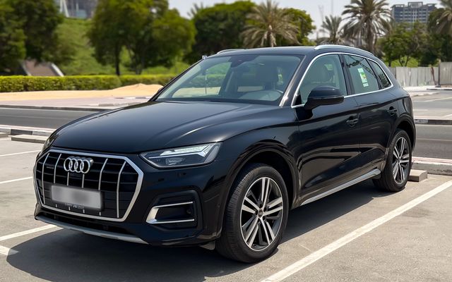 AUDI Q5 - image 1
