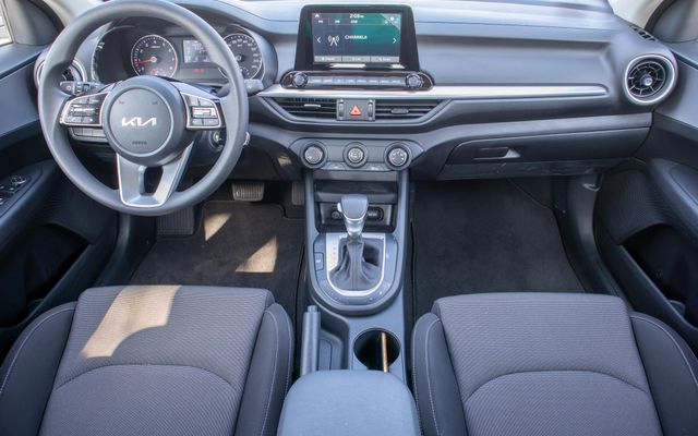 KIA CERATO - image 3