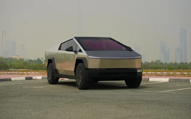 Tesla Cybertruck - image 1