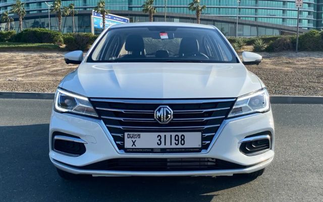 MG 5 Lux 2023 - image 2