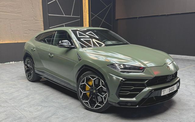 LAMBORGHINI URUS MY19 - image 3