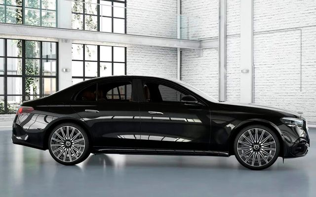 Mercedes E200 - image 4