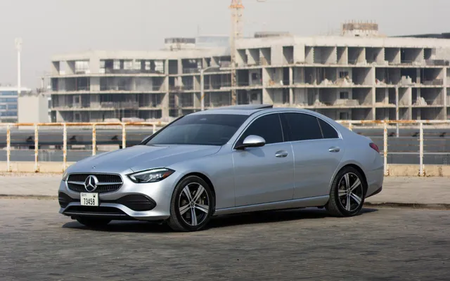 Mercedes Benz C300 - image 1