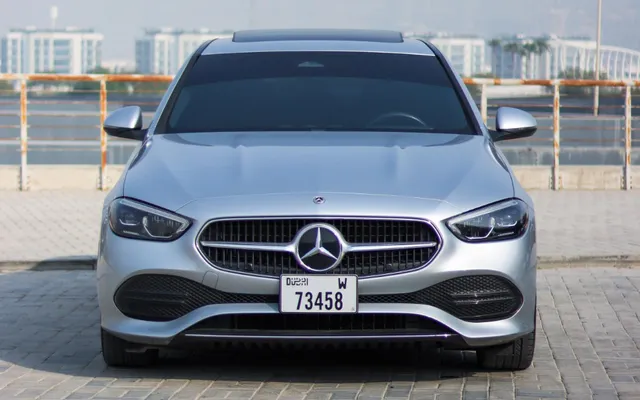 Mercedes Benz C300 - image 3