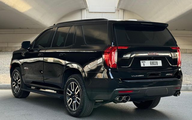 GMC Yukon - image 4
