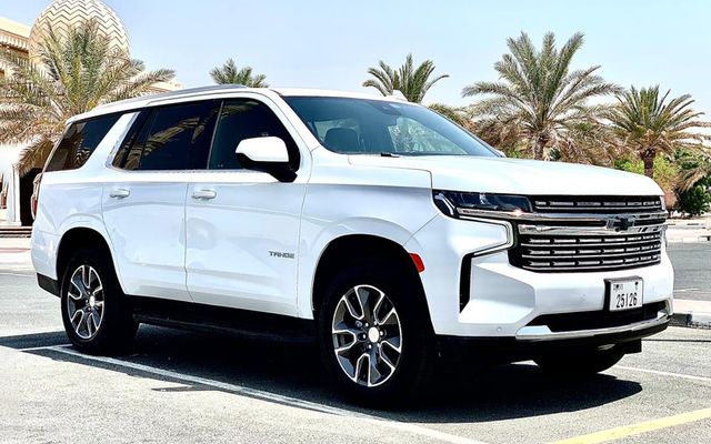 CHEVROLET TAHOE 2023 - image 3