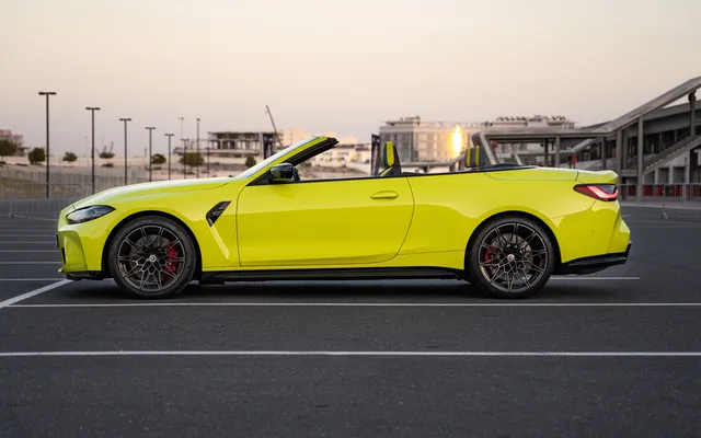 BMW M4 Competition - image 2