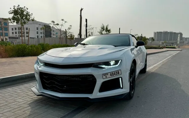 Chevrolet Camaro - image 1