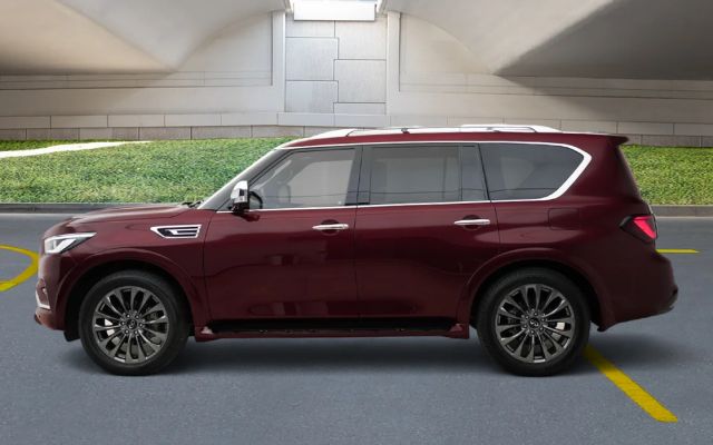 INFINITI QX 80 - image 2