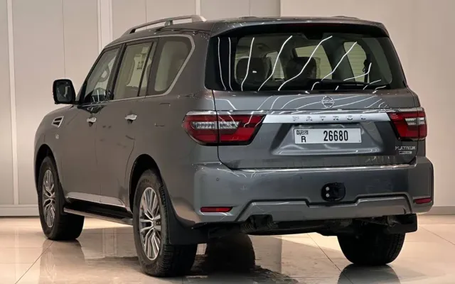 Nissan patrol V8 - image 4