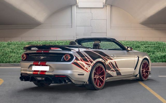 FORD MUSTANG Conv 2019 - image 4