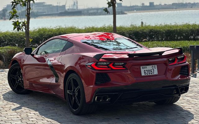CHEVROLET CORVETTE C8 - image 2