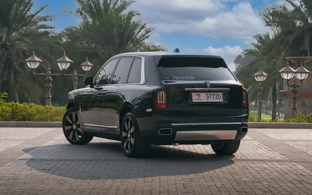ROLLS ROYCE CULLINAN - image 4