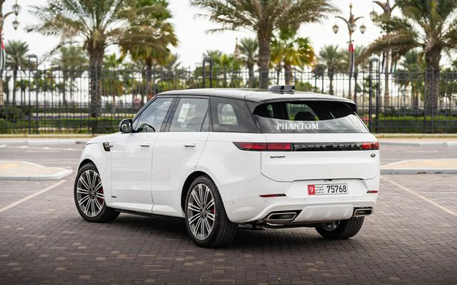 RANGE ROVER SPORT AUTOBIOGRAPHY - image 4