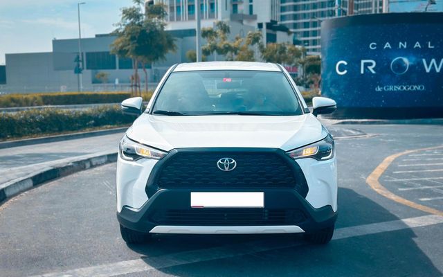 Toyota Corolla Cross - image 3