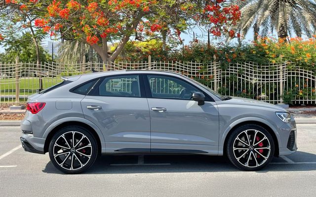 AUDI RS Q3 - image 3