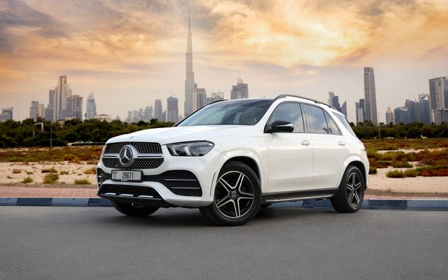 Mercedes Benz GLE 450 White - image 1