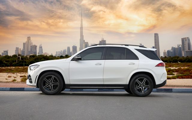 Mercedes Benz GLE 450 White - image 2
