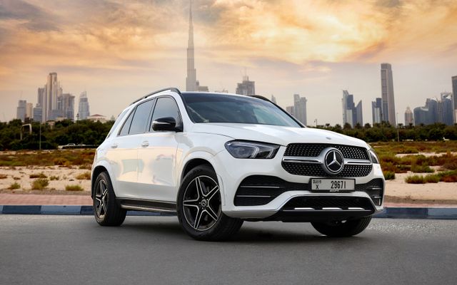 Mercedes Benz GLE 450 White - image 4