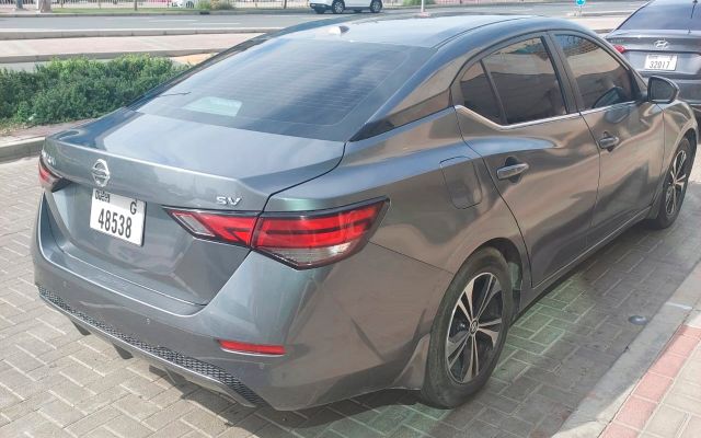 NISSAN SENTRA - image 3