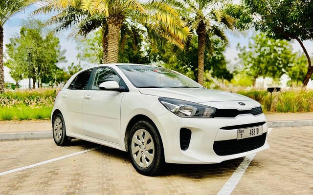 Kia Rio - image 1