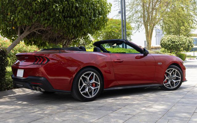 FORD MUSTANG GT 5.0L V8 - image 4