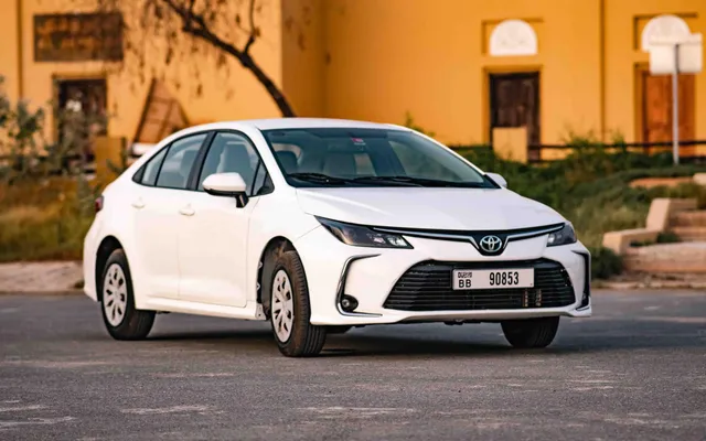 TOYOTA COROLLA - image 3