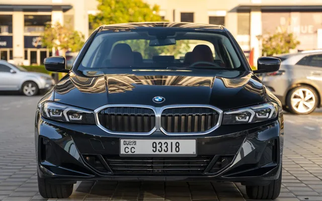 BMW 318i - image 3