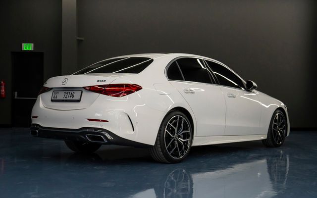 Mercedes C200 - image 3