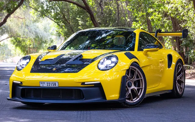 Porsche GT3 RS - image 1