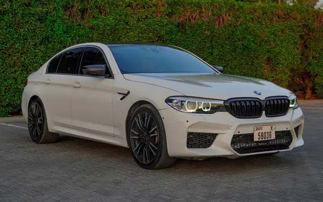 BMW 530i - image 3