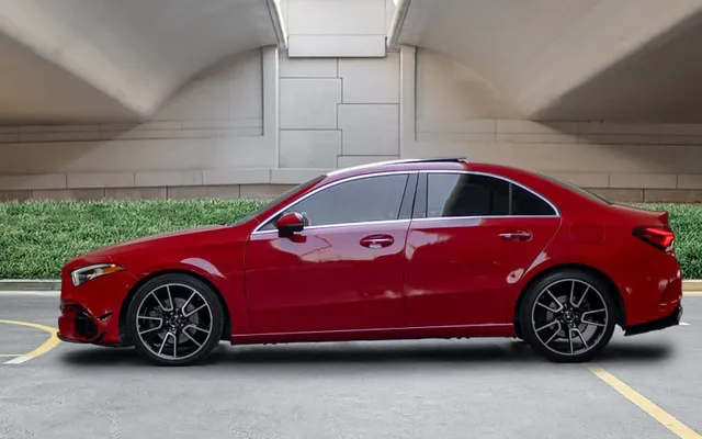 MERCEDES A220 2020 - image 2