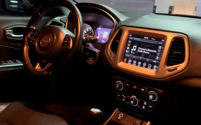 Jeep Compass - image 3