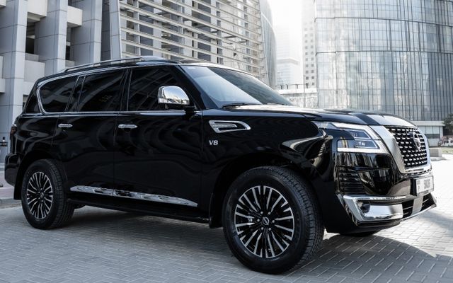 Nissan Patrol LE - image 3
