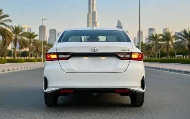 Toyota Yaris - image 4