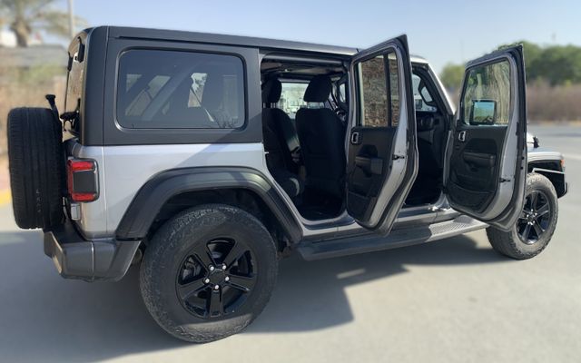 JEEP WRANGLER - image 4
