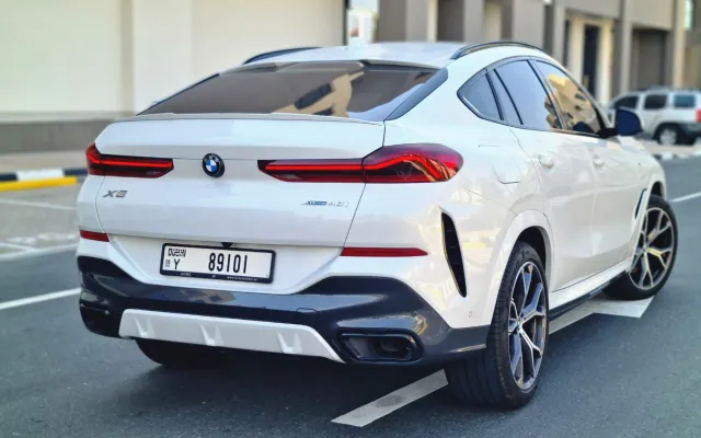 BMW X6 - image 3