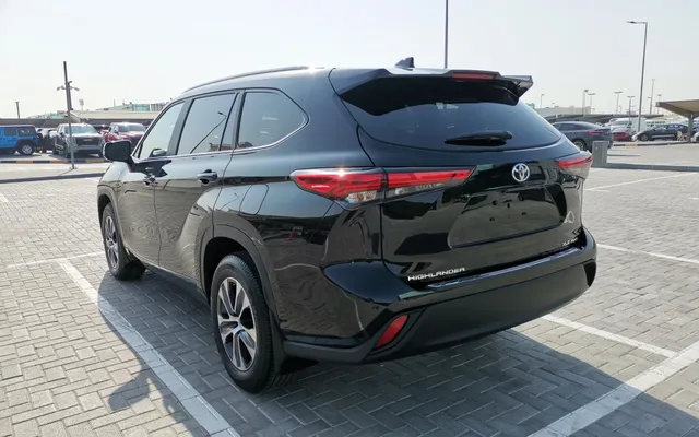TOYOTA HIGHLANDER - image 4