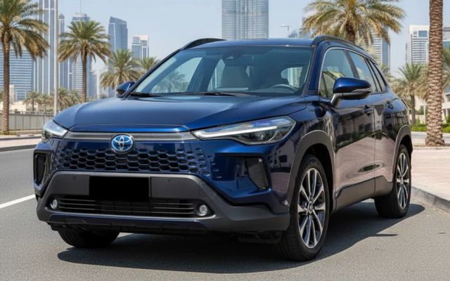 Toyota Corolla Cross - image 1