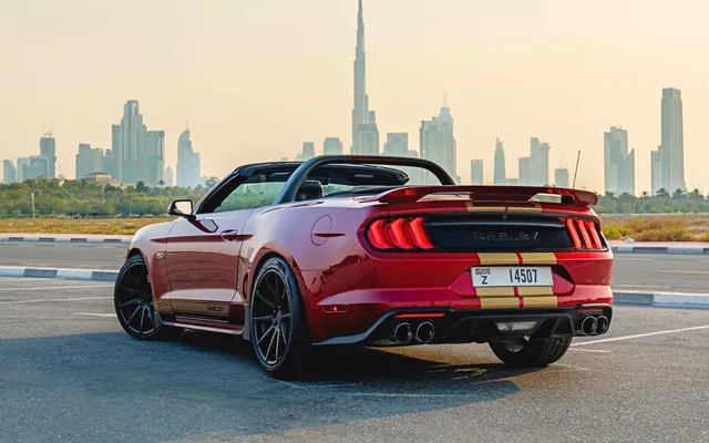 FORD MUSTANG GT V8 - image 2