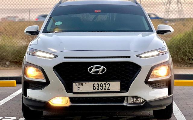 HYUNDAI KONA - image 2