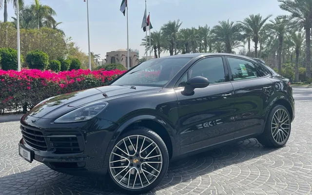 PORSCHE CAYENNE - image 2