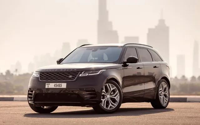 Range rover velar - image 1