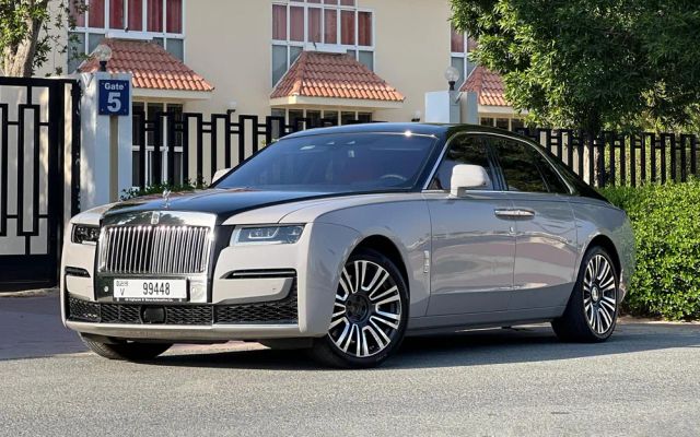 ROLLS ROYCE GHOST - image 1