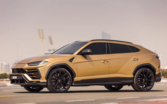 Lamborghini Urus - image 3