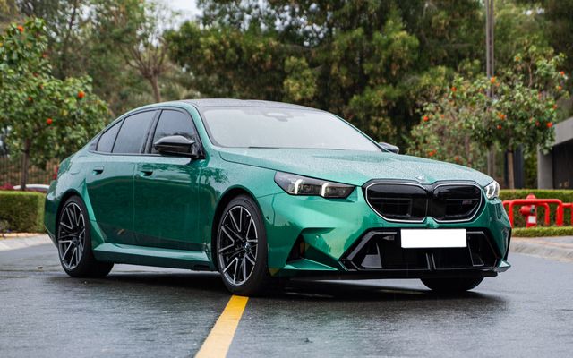 BMW M5 Green - image 1