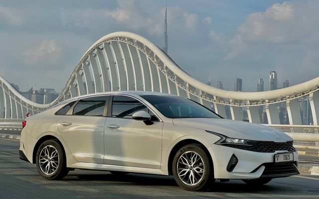 KIA K5 - image 4